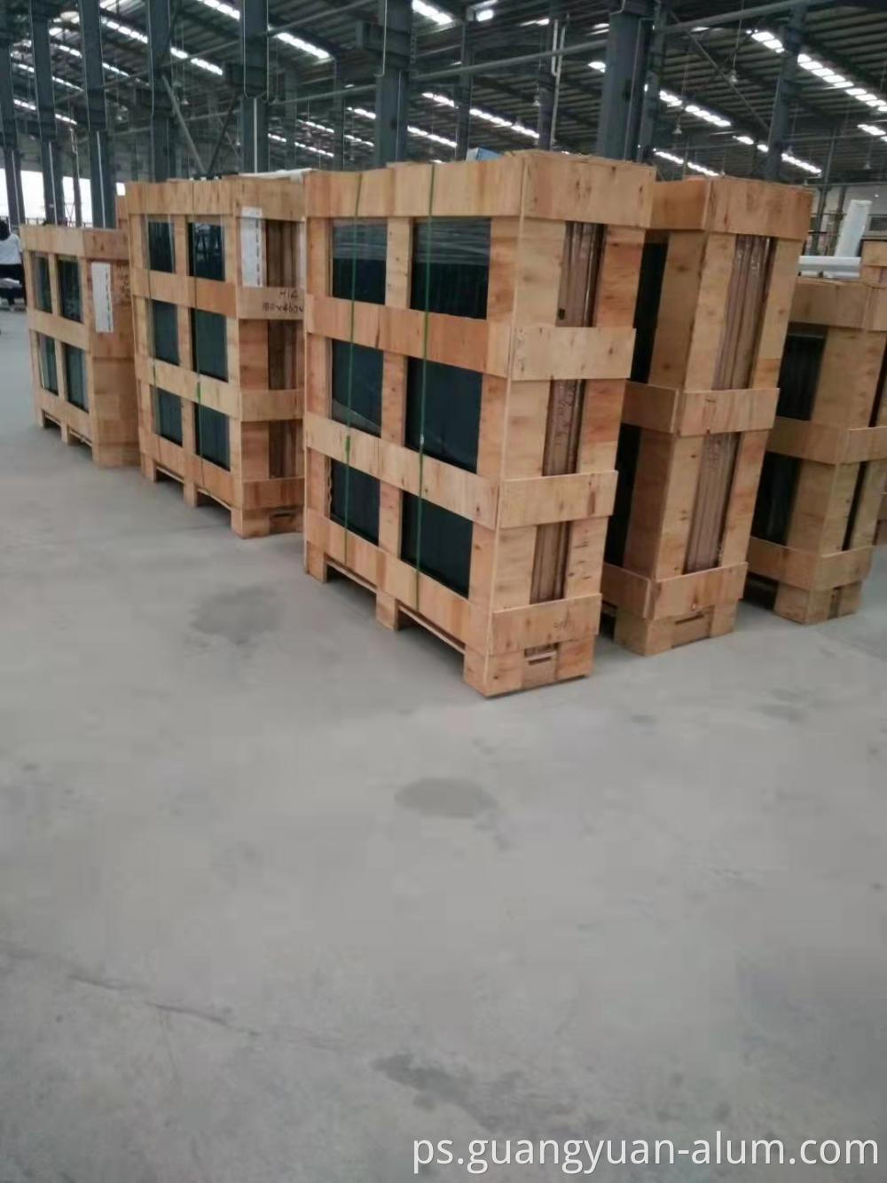 د لرګیو قضیه Wooden Case